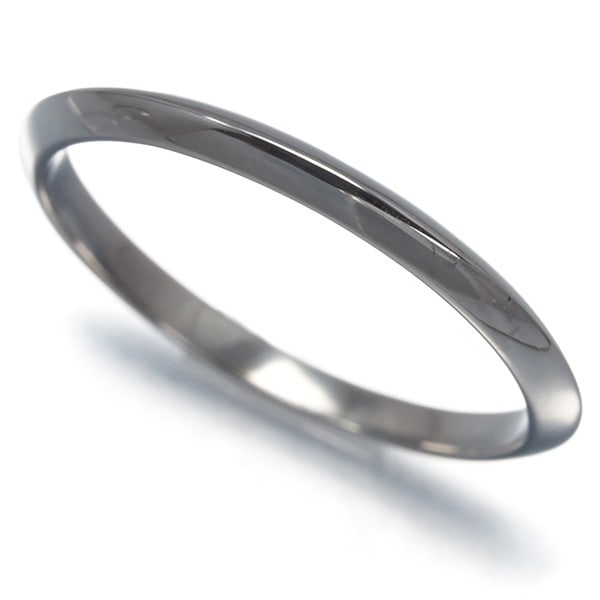 Tiffany&Co. Ring Knife Edge Us4.5 950 Platinum: Tiffany&Co. Ring Knife Edge Us4.5 950 Platinum Tiffany & Co.'s iconic Ring Knife Edge design showcases the luxury of platinum, with its 950 purity metal providing exceptional durability and shine. Thi