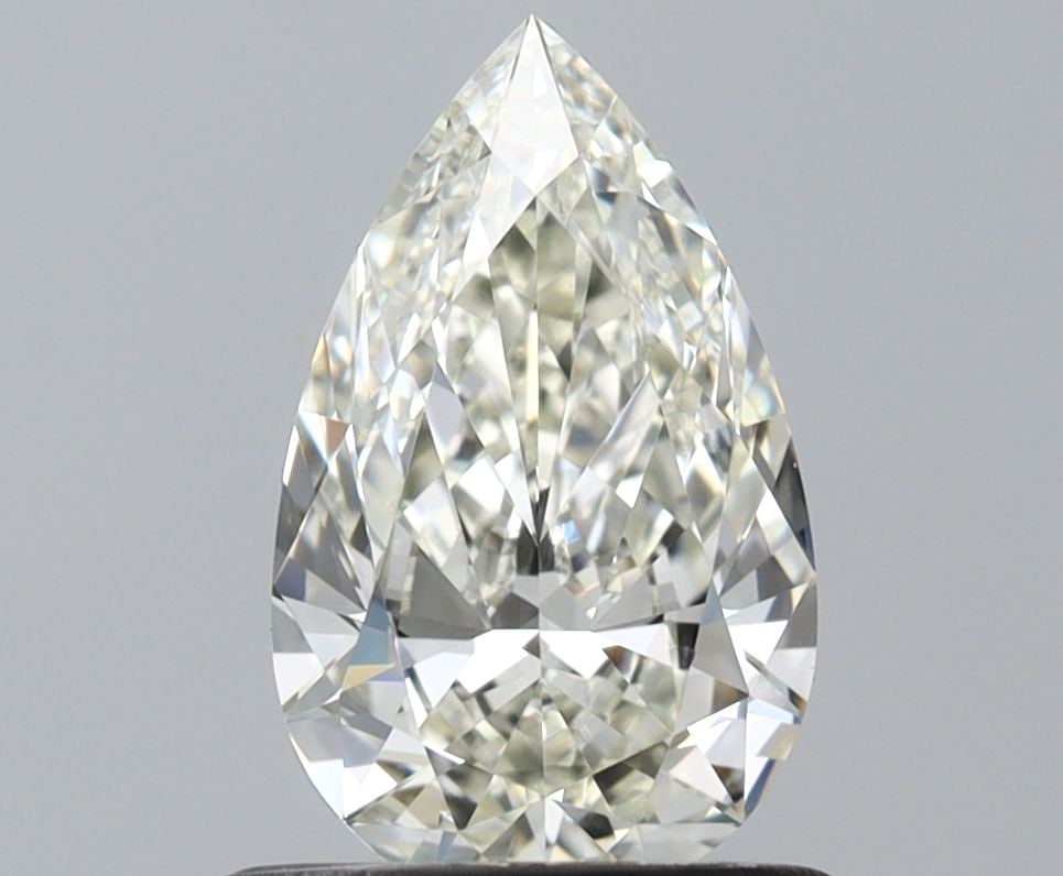 IGI Pear 0.7ct J IF - Loose Natural Diamond: IGI Pear 0.7ct J IF - Loose Natural Diamond IGI Pear 0.7ct J IF - Loose Natural Diamond, certified by the International Gemological Institute (IGI) with a high color grade of J and an exceptional clar