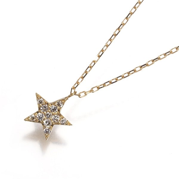 Diamond 0.07Ct Paved Star Reversible Necklace 18K 750 Yellow Gold: Diamond 0.07Ct Paved Star Reversible Necklace 18K 750 Yellow Gold 18k yellow gold pave star pendant necklace showcases a natural diamond, totaling 0.07ct in total carat weight. The reversible design