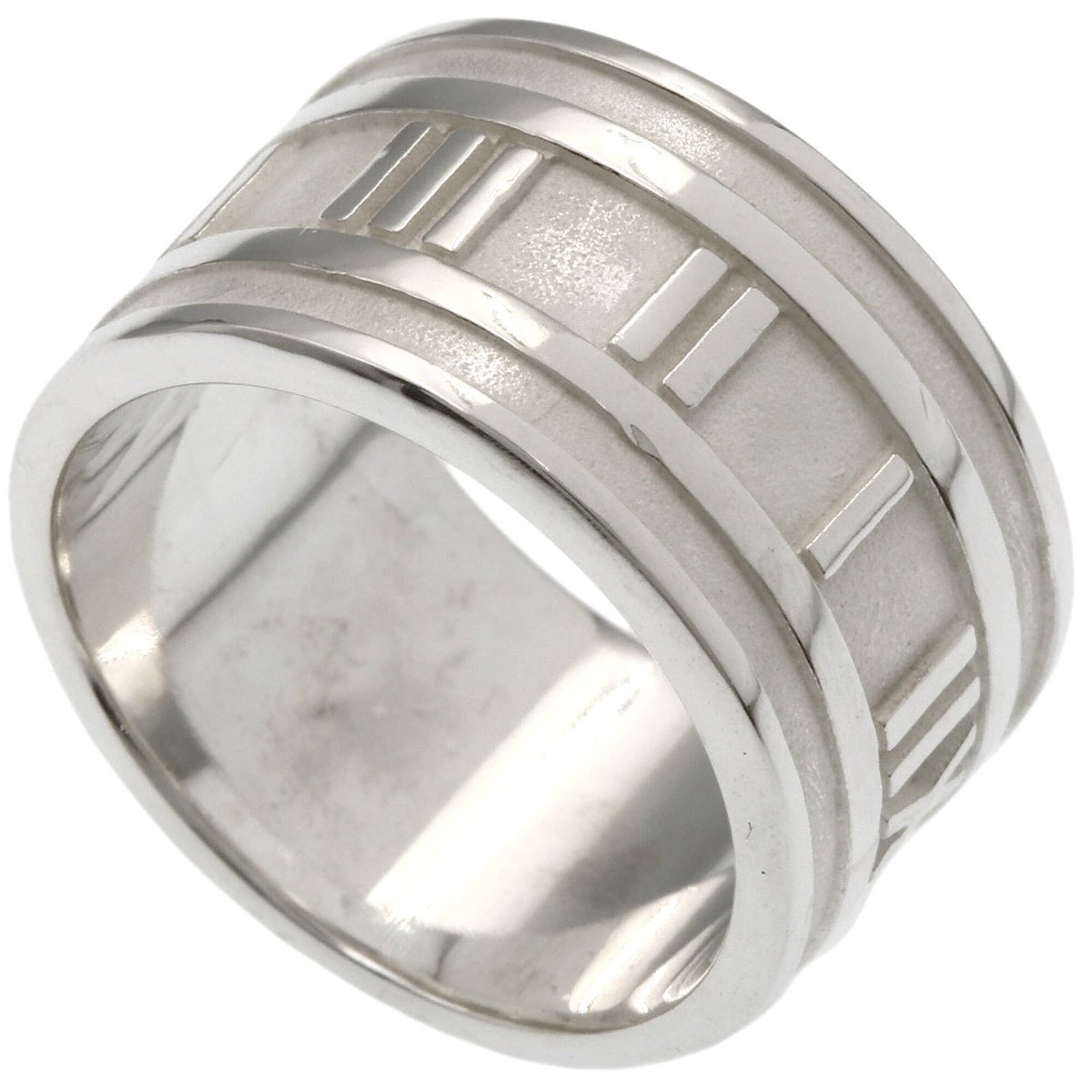 Silver Ring Tiffany Band: Silver Ring Tiffany Band Silver Ring Tiffany Band - A timeless and elegant band ring made from high-quality silver, available in US size 7. This classic design features a sleek and sophisticated look 