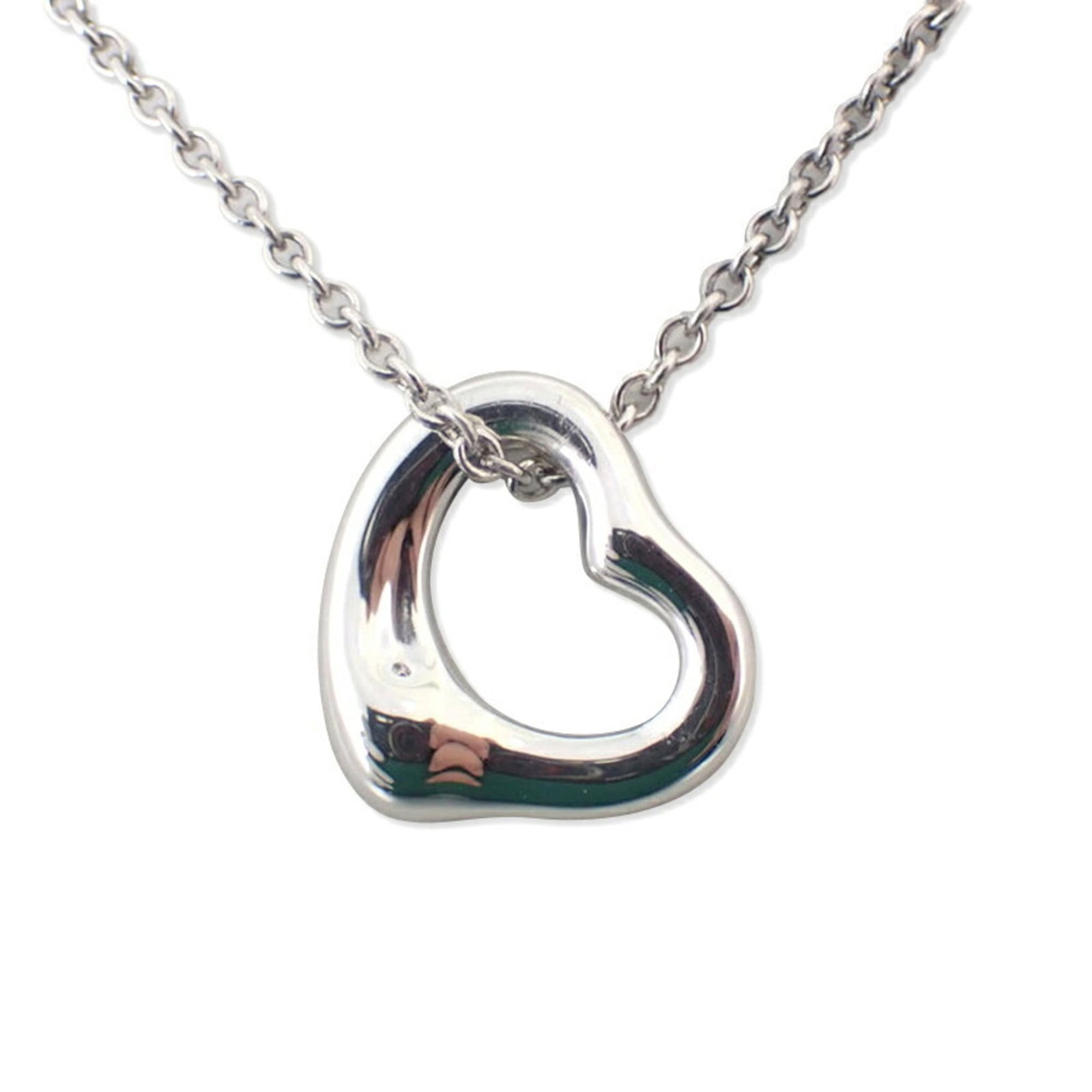 Tiffany 925 Heart Pendant Necklace J88-2: Tiffany 925 Heart Pendant Necklace J88-2 Sterling silver 925 Tiffany necklace features a beautiful heart pendant, measuring 9.8mm x 11mm in size. The necklace has a comfortable neck circumference of 4