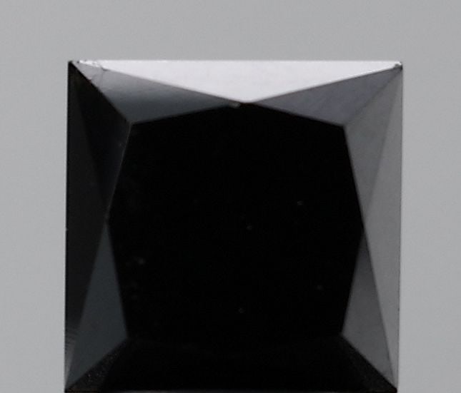 Princess 3.2ct Black VVS2 - Loose Natural Diamond: Princess 3.2ct Black VVS2 - Loose Natural Diamond 3.2ct Black VVS2 - Loose Natural Diamond, boasting exceptional clarity and polish, with EX symmetry and measurements of 7.3L x 7.3W x 6.0H, making it 