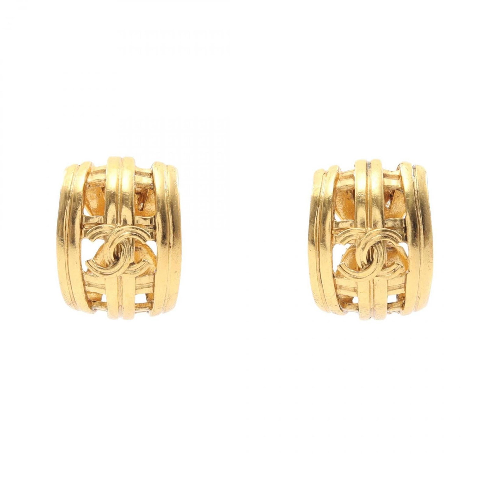 Chanel Clip Earrings Gold Plating: Chanel Clip Earrings Gold Plating Chanel's iconic clip earrings shine in gold plating, adding a touch of timeless elegance to any outfit. Made from high-quality materials, these earrings boast a sleek