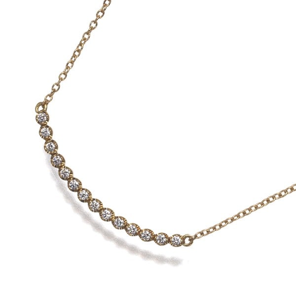Diamond 0.07Ct Necklace Believe You 18K 750 Yellow Gold: Diamond 0.07Ct Necklace Believe You 18K 750 Yellow Gold 18k yellow gold necklace features a natural diamond pendant weighing 0.07ct, set in a stylish pendant design. The necklace measures 45-47cm in l