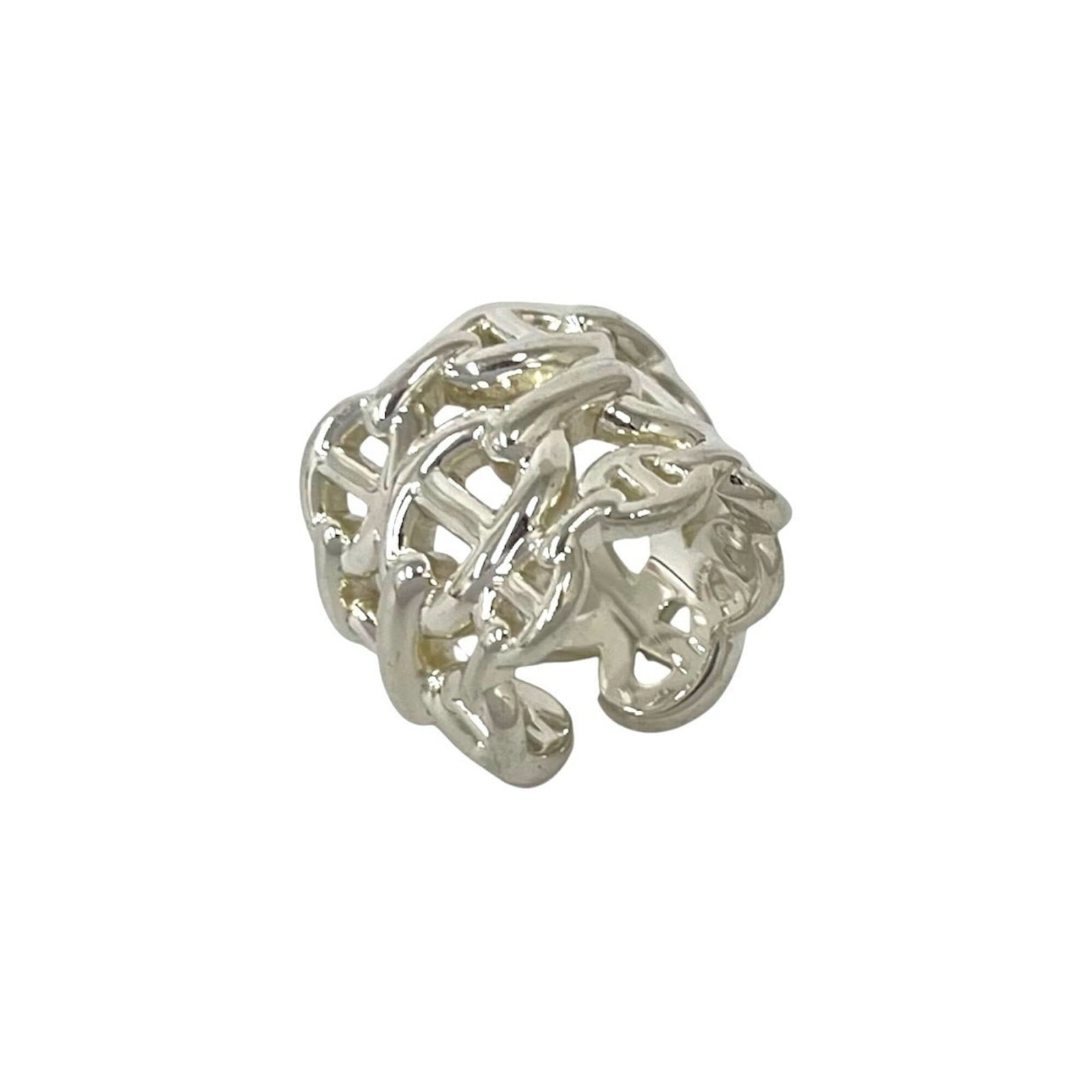 Ring silver band 925 by Hermes: Ring silver band 925 by Hermes Silver band ring by Hermes, made from high-quality 925 silver. This elegant piece features a sleek design and is available in US size 4. A classic accessory for everyday