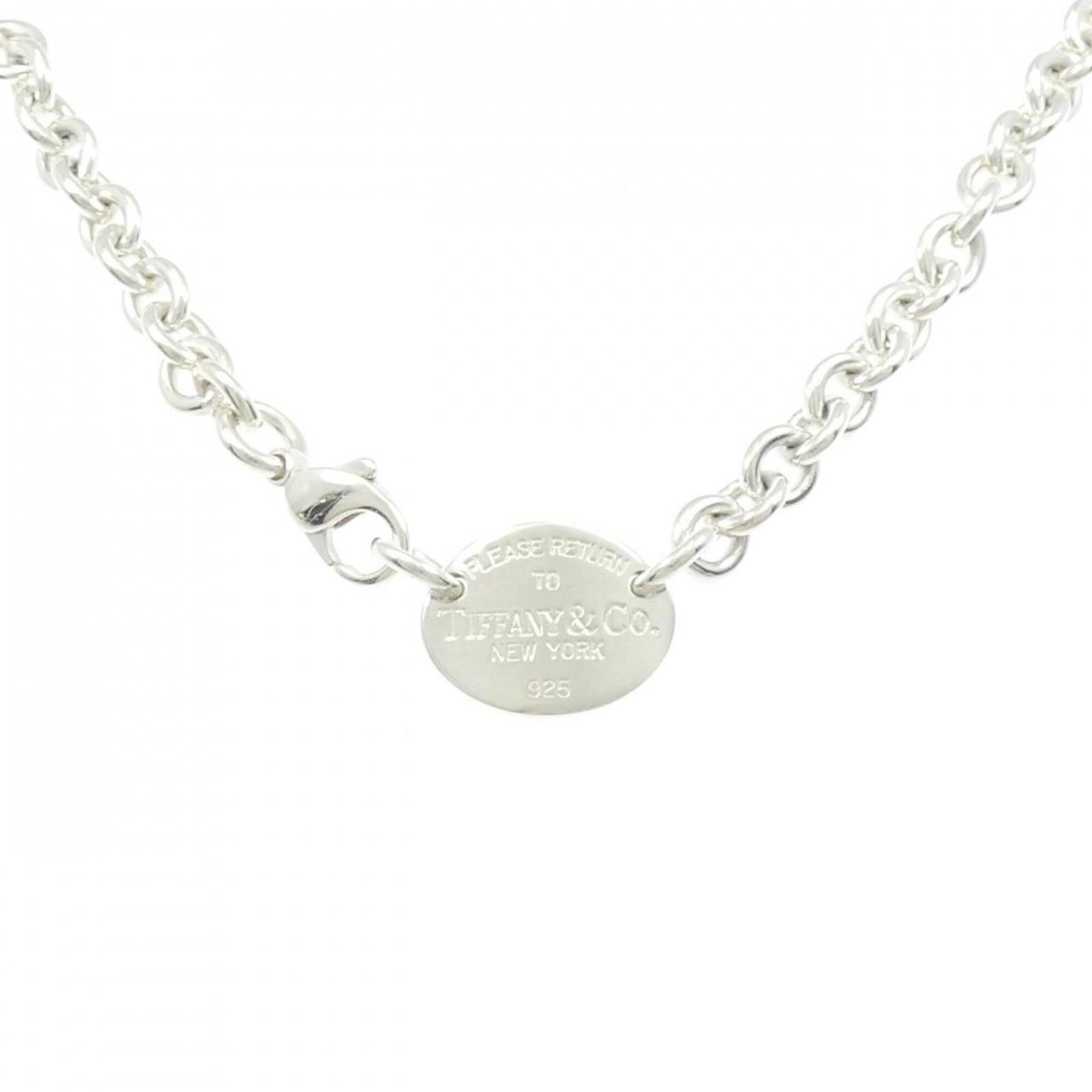 Return to Tiffany Necklace: Return to Tiffany Necklace Silver 925 Tiffany Necklace with a 17.6mm pendant, available in a 38cm circumference. This necklace features a classic design and is made from high-quality silver material. 