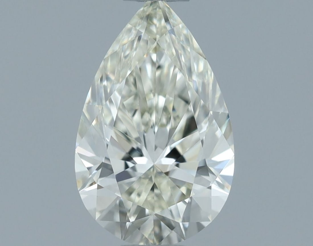 IGI Pear 0.71ct J IF - Loose Natural Diamond: IGI Pear 0.71ct J IF - Loose Natural Diamond 0.71ct IGI Pear Cut Diamond with Exceptional Clarity and Polish, Certified by IGI for its Natural Origin and High Quality. This loose diamond boasts a J co