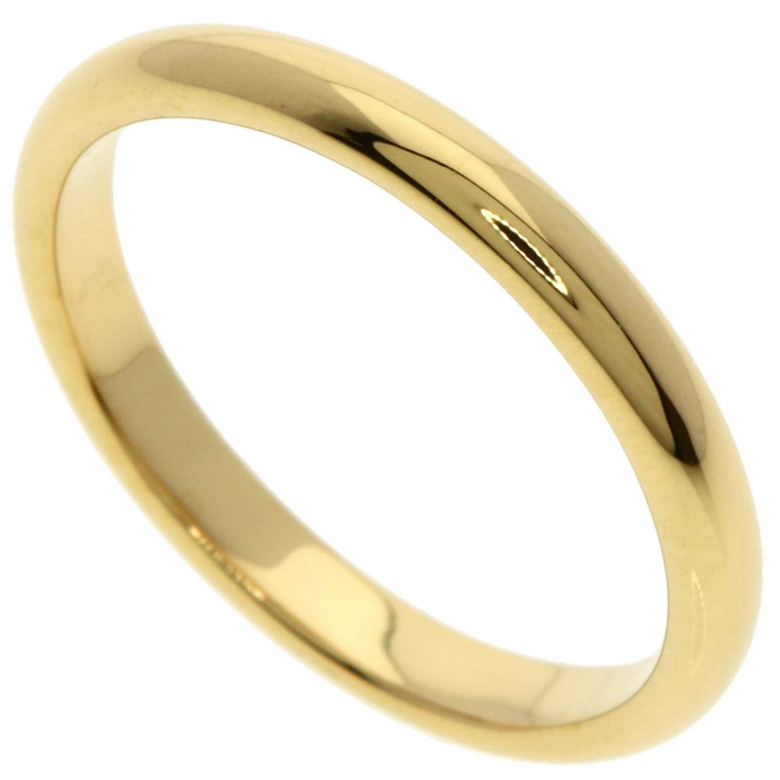Bvlgari Band Ring Yellow Gold (18K): Bvlgari Band Ring Yellow Gold (18K) Yellow gold (18K) band ring from Bvlgari, available in US size 5. This elegant piece features the iconic brand's signature style with a classic yellow gold finish. 