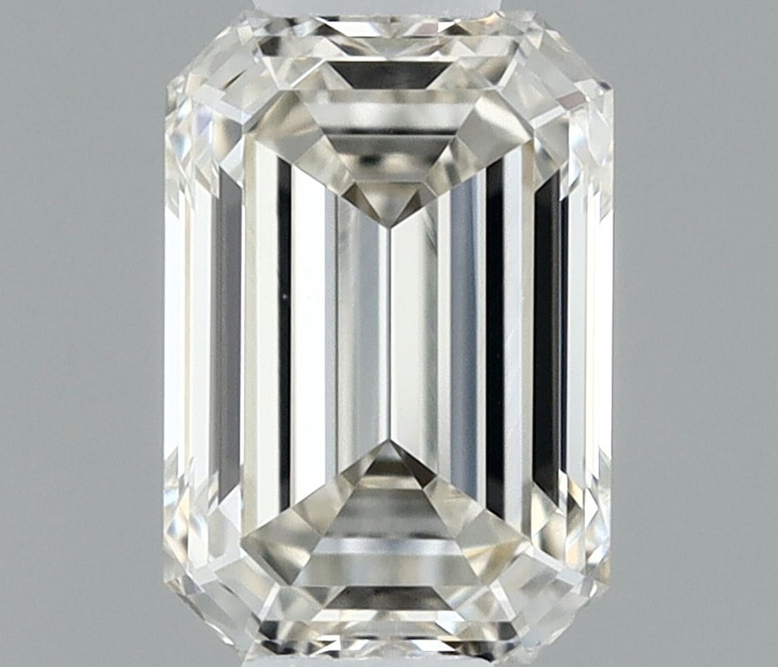 IGI Emerald 0.33ct I VVS2 - Loose Natural Diamond: IGI Emerald 0.33ct I VVS2 - Loose Natural Diamond IGI Emerald 0.33ct I VVS2 - Loose Natural DiamondThis exceptional diamond boasts an impressive cut, with EX symmetry and EX polish that showcases its