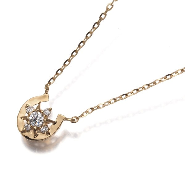 Diamond 0.03ct Horseshoe 18k 750 Yellow Gold Necklace: Diamond 0.03ct Horseshoe 18k 750 Yellow Gold Necklace 18k yellow gold necklace features a delicate diamond pendant, weighing a total of 0.03ct in the center of a horseshoe design. The pendant measures