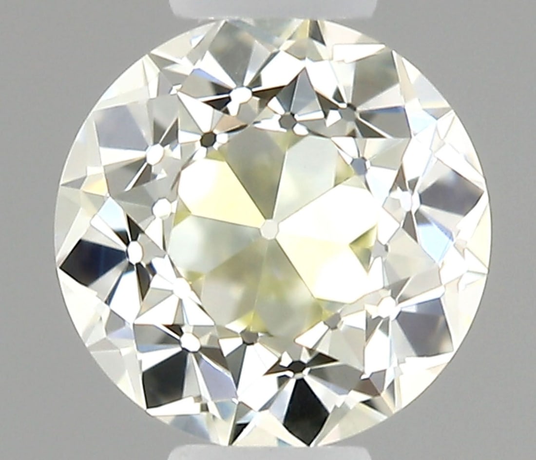 European Cut 0.34ct N VVS2 - Loose Natural Diamond: European Cut 0.34ct N VVS2 - Loose Natural Diamond Loose natural diamond with exceptional clarity, boasting a VVS2 grade and vibrant color. This European cut stone measures 4.27 x 4.26 x 2.91mm, showc