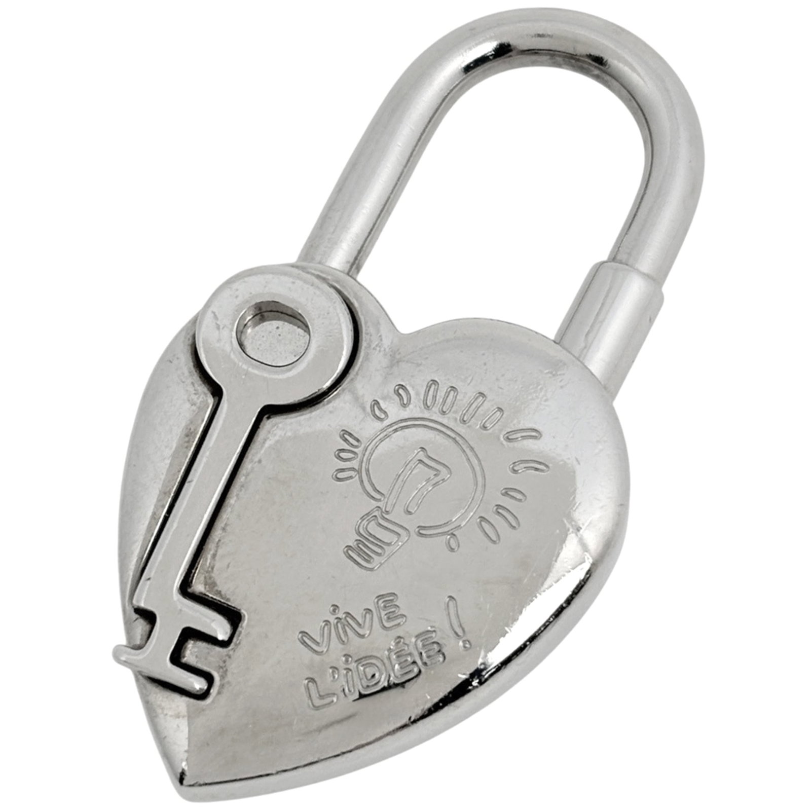 Viviride Heart Pendant Charm Bag Silver Metal Key 2004 Limited Edition Hermes Women's: Viviride Heart Pendant Charm Bag Silver Metal Key 2004 Limited Edition Hermes Women's Silver metal charm bag pendant from the limited edition 2004 Hermes Viviride collection, featuring a striking silv
