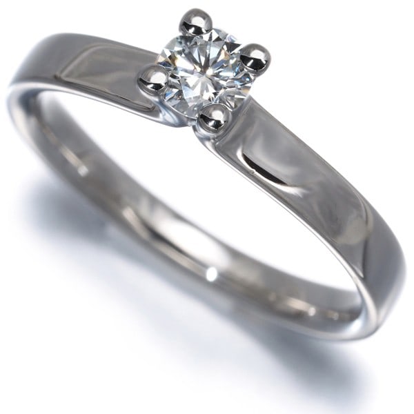 Georg Jensen Ring Diamond 0.2Ct Magic Solitaire Eu50 950 Platinum: Georg Jensen Ring Diamond 0.2Ct Magic Solitaire Eu50 950 Platinum The Georg Jensen Ring Diamond 0.2ct Magic Solitaire Eu50 950 Platinum boasts a striking natural diamond set in a platinum solitaire se