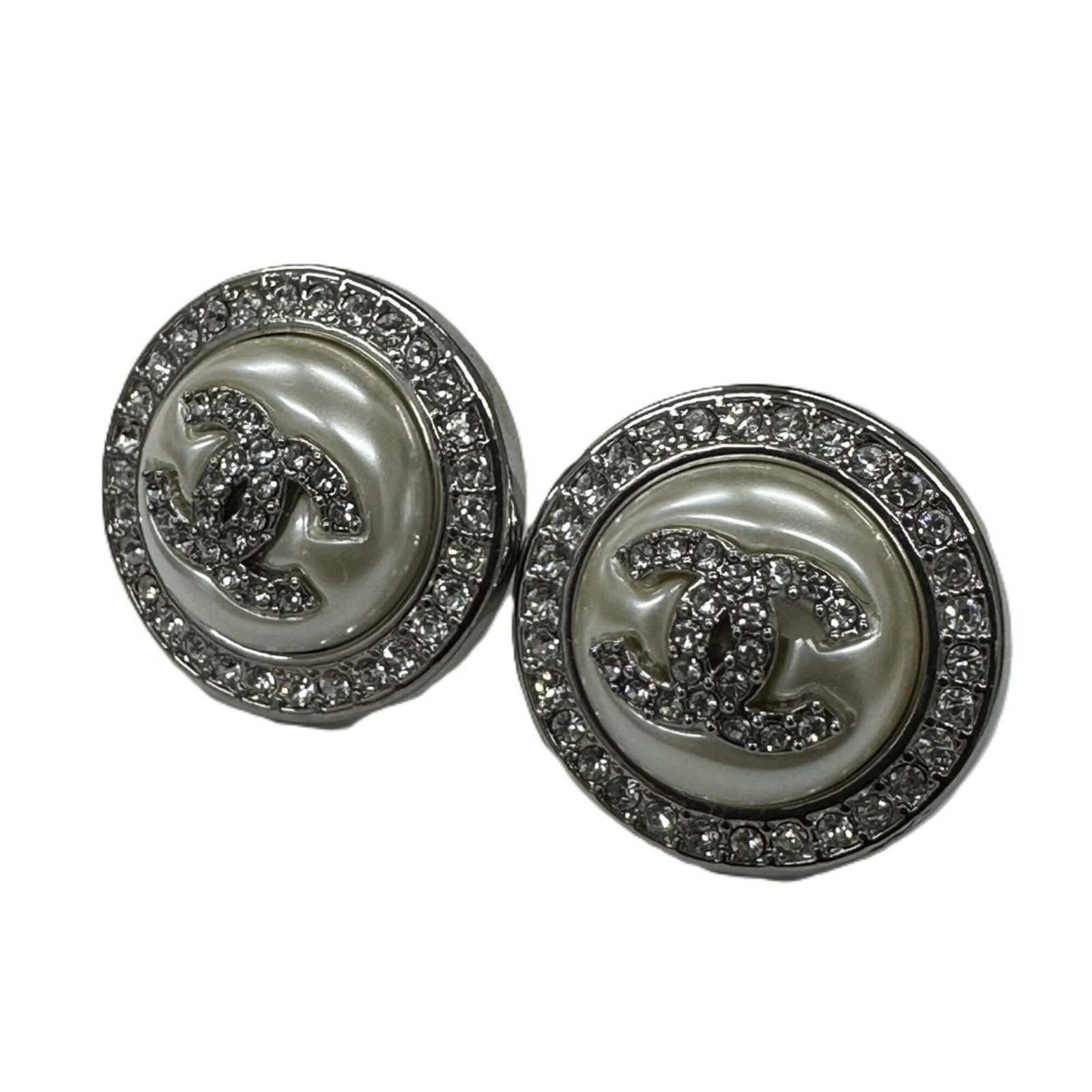 Stud earrings by Chanel - 2