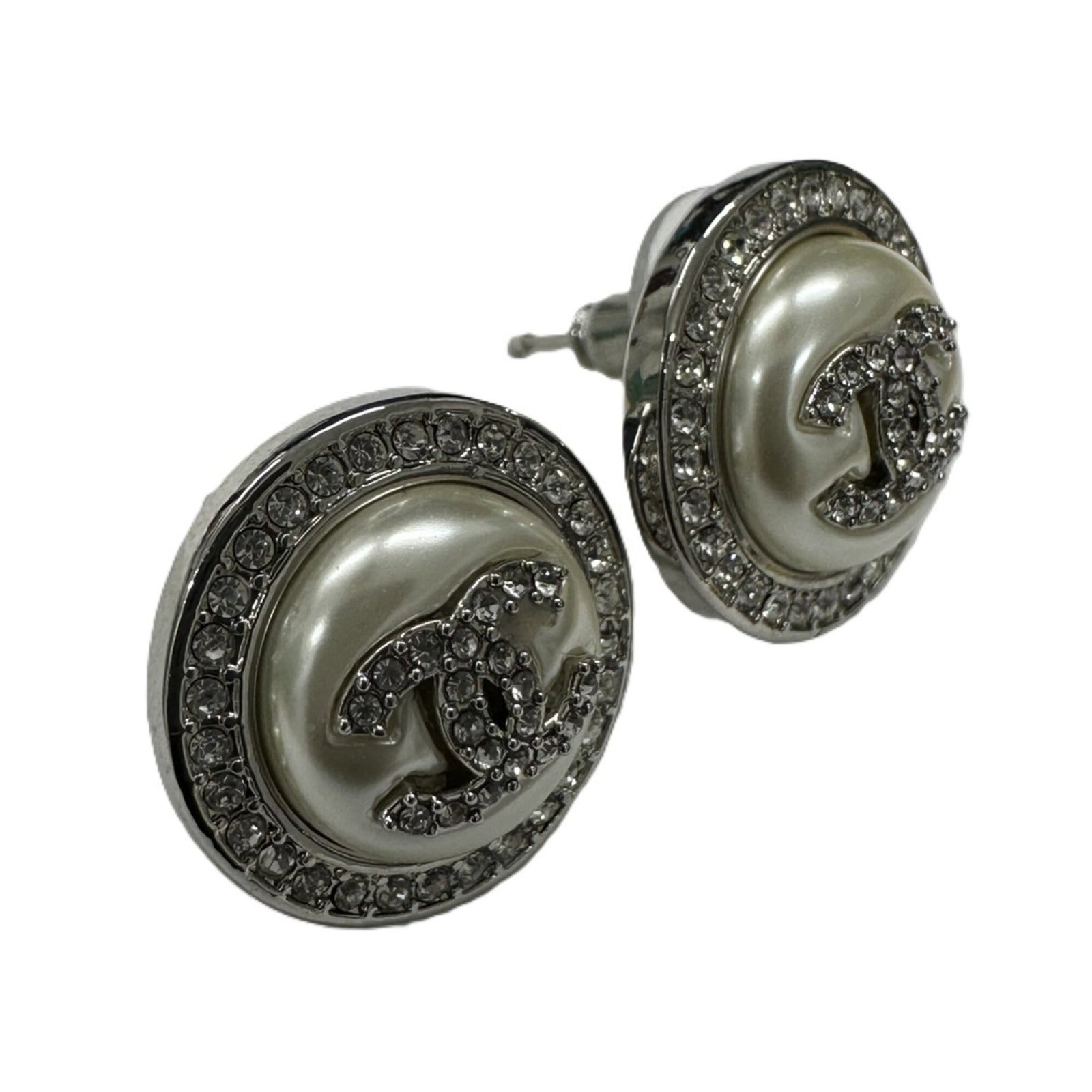 Stud earrings by Chanel - 3