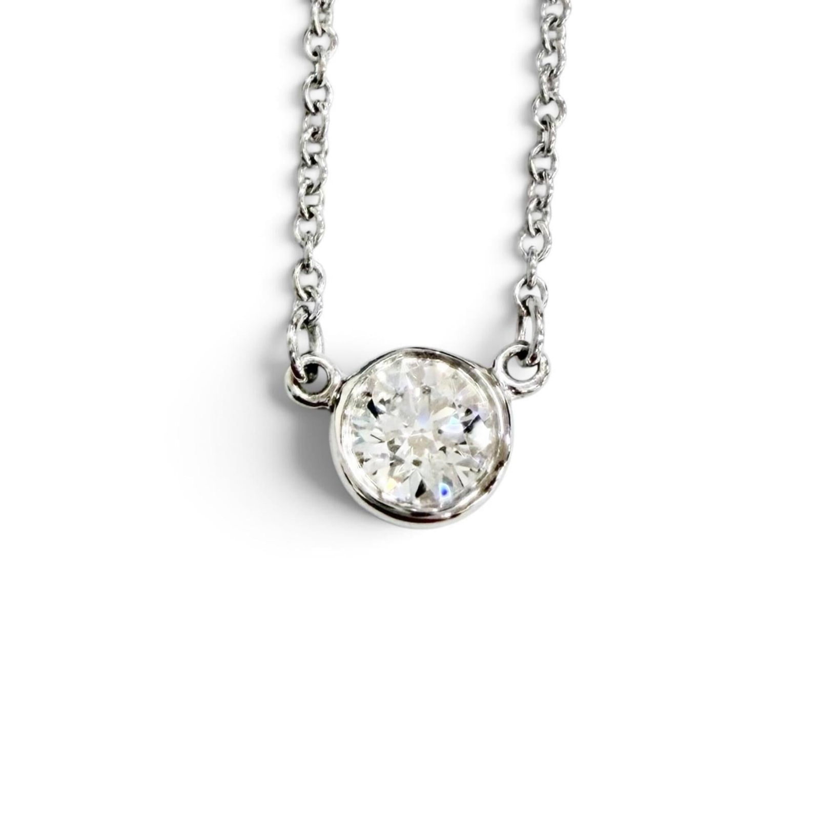 Tiffany&Co. Tiffany 23316471 Elsa Peretti By The Yard Pt950 1P Diamond Approx. 0.18Ct Pendant: Tiffany&Co. Tiffany 23316471 Elsa Peretti By The Yard Pt950 1P Diamond Approx. 0.18Ct Pendant Tiffany&Co.'s Elsa Peretti By The Yard Pt950 1P Diamond Pendant boasts a stunning platinum setting, featur