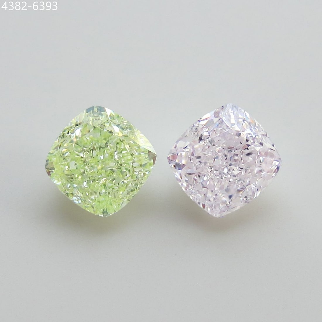 GIA Cushion Brilliant 1.01ct Fancy Light Yellow VVS1 - Loose Natural Diamond: GIA Cushion Brilliant 1.01ct Fancy Light Yellow VVS1 - Loose Natural Diamond GIA certified, this 1.01ct Fancy Light Yellow VVS1 diamond boasts exceptional clarity and color, with an EX polish that sho