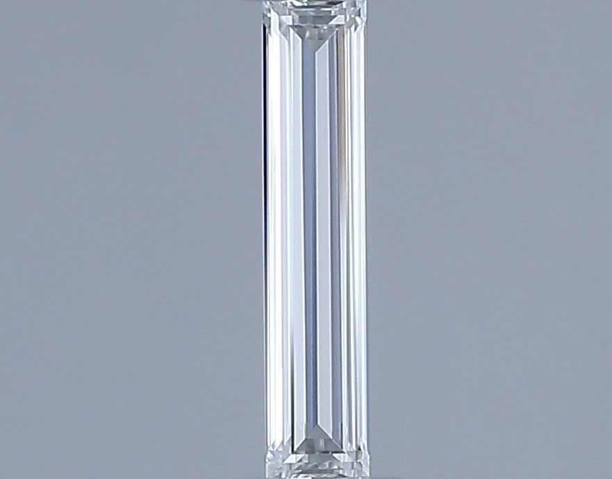 GIA Baguette 0.26ct F VVS2 - Loose Natural Diamond: GIA Baguette 0.26ct F VVS2 - Loose Natural Diamond GIA-certified, this loose natural diamond boasts exceptional clarity with its VVS2 grade and vibrant F color. Measuring 0.26 carats, it features a ba