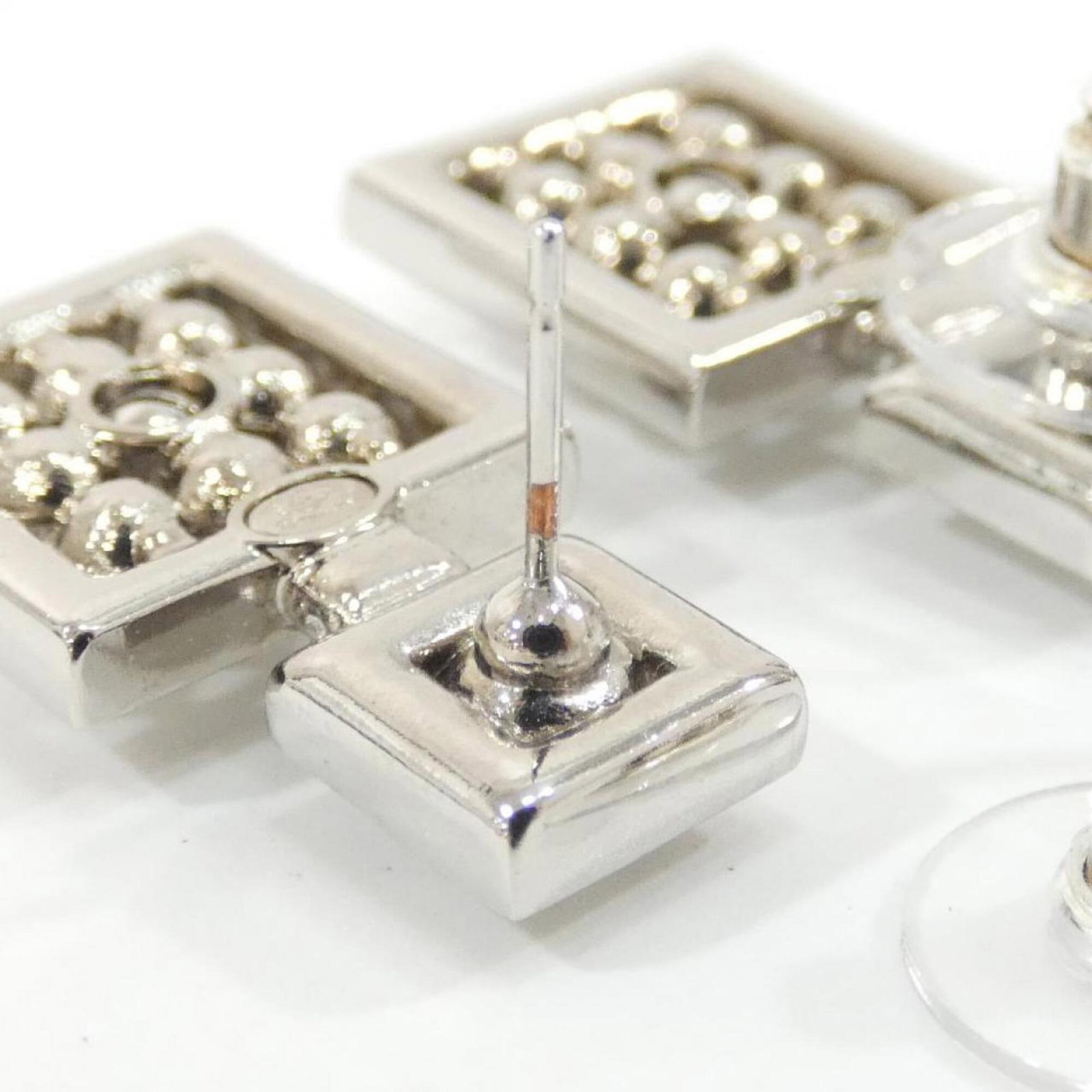 Stud earrings by Chanel - 4