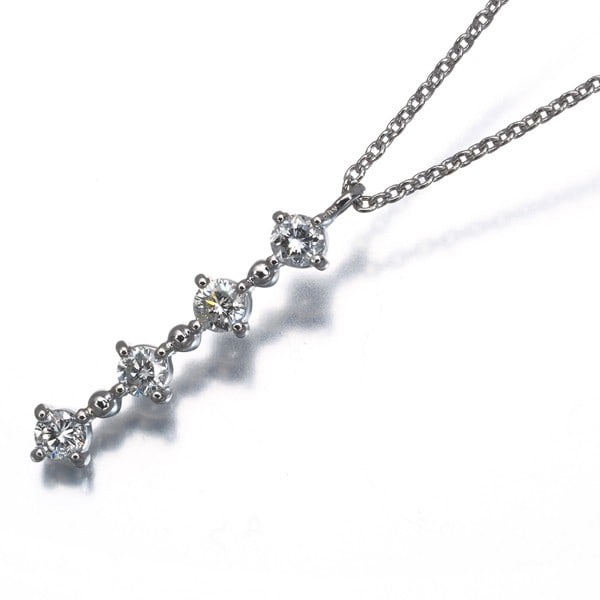 Vendome Necklace Diamond 0.24Ct 4P 900 850 Platinum: Vendome Necklace Diamond 0.24Ct 4P 900 850 Platinum Vendome's 0.24ct diamond pendant shines in platinum, a metal purity of 900/850 ensuring exceptional durability and luxury feel. The natural