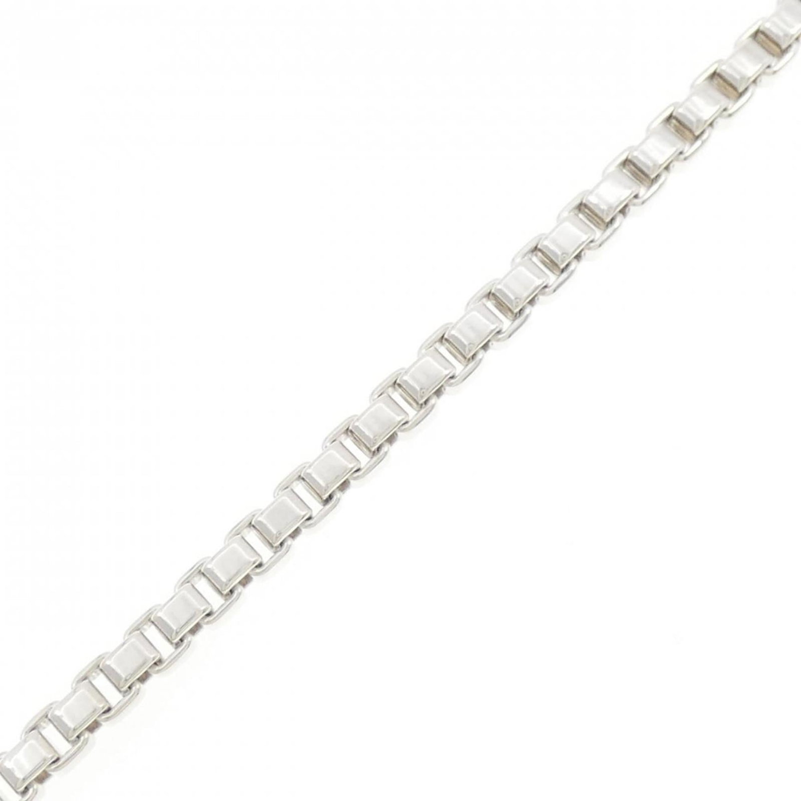 Charm bracelet silver 925: Charm bracelet silver 925 Silver 925 Charm Bracelet, 19cm / 7.48'' in length, made from high-quality silver material, featuring a classic charm bracelet design. This elegant piece is crafted with atte