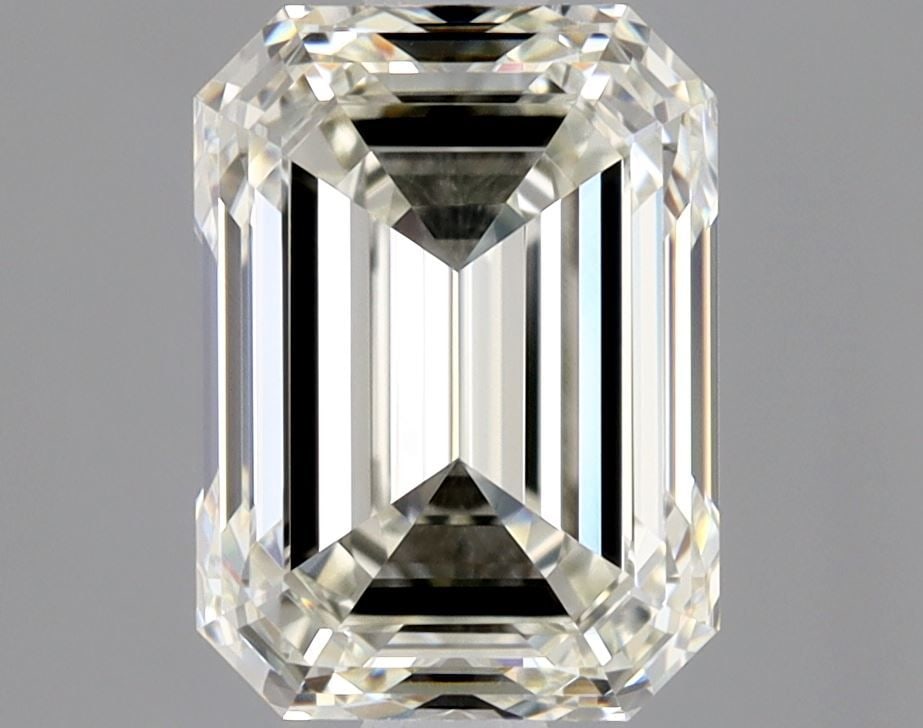 GIA Emerald 1.7ct L VVS2 - Loose Natural Diamond: GIA Emerald 1.7ct L VVS2 - Loose Natural Diamond GIA Emerald 1.7ct L VVS2 - Loose Natural Diamond, certified by the Gemological Institute of America (GIA) with an EX polish and VG symmetry, showcases 