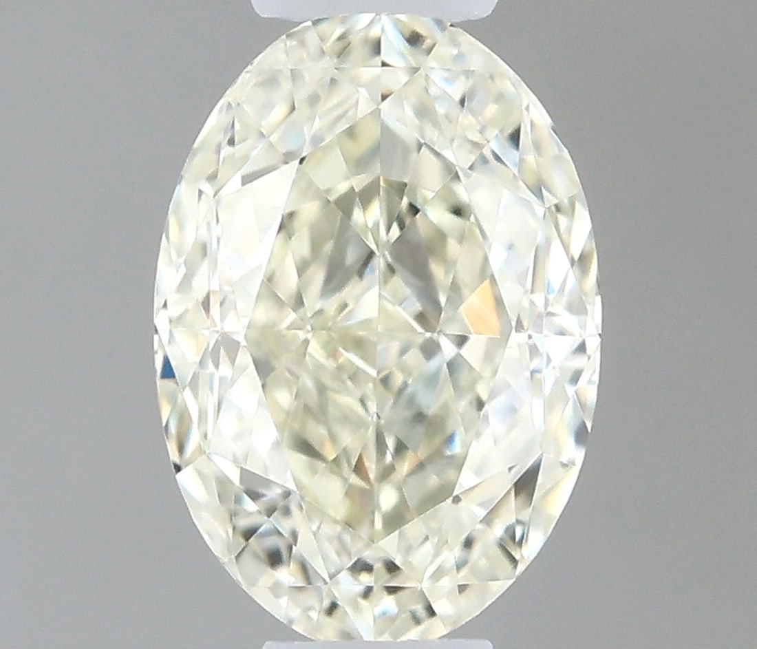 GIA Oval 0.34ct N VVS1 - Loose Natural Diamond: GIA Oval 0.34ct N VVS1 - Loose Natural Diamond GIA Oval Cut Diamond with Exceptional Clarity and Polish. This stunning 0.34ct N VVS1 diamond boasts an EX symmetry, making it a true gem for those seeki