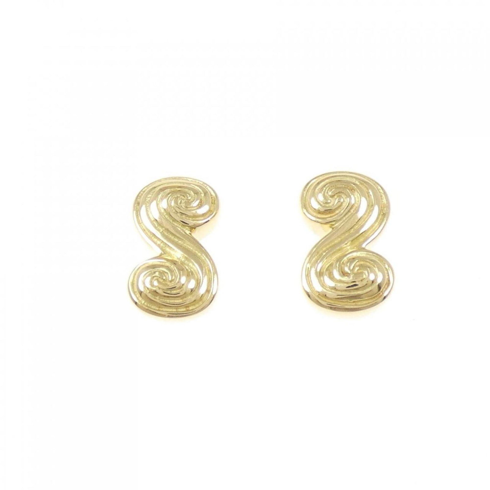 Gold Earrings Yellow Tiffany Stud: Gold Earrings Yellow Tiffany Stud Yellow Tiffany stud earrings in 18K gold, measuring 12.60mm x 7.60mm with a subtle yellow hue. The understated design showcases the warm tones of the metal, adding a 