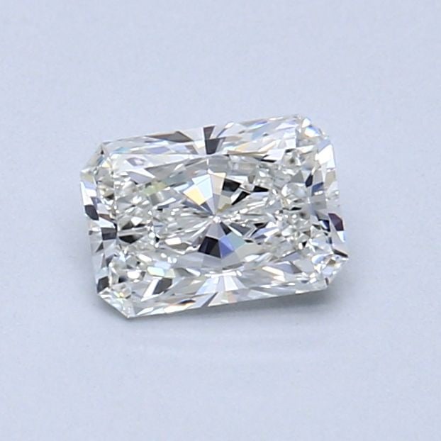 GIA Radiant 0.51ct G VVS2 - Loose Natural Diamond: GIA Radiant 0.51ct G VVS2 - Loose Natural Diamond GIA-certified, this exquisite 0.51ct G VVS2 diamond boasts exceptional clarity and cut quality, with an EX polish and symmetry that showcase its