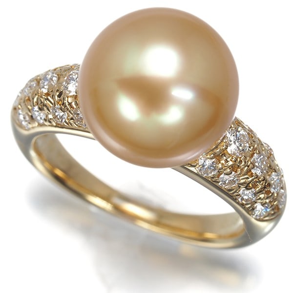 Tasaki Ring Golden South Sea Pearl 10.9Mm Diamond 0.39Ct Us5 18K Yg: Tasaki Ring Golden South Sea Pearl 10.9Mm Diamond 0.39Ct Us5 18K Yg Yellow Gold Ring Features a Large South Sea Pearl and Diamond Combination. The ring showcases a 10.9mm cultured South Sea pearl surr