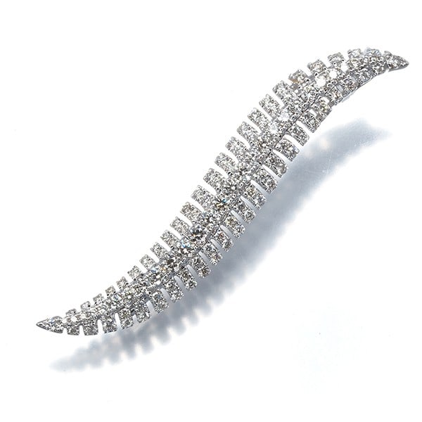 White gold pendant 1.323ct diamond brooch: White gold pendant 1.323ct diamond brooch 18k white gold pendant features a natural 1.323ct diamond, showcasing its elegance and sophistication with its classic design and precise measurements. The br