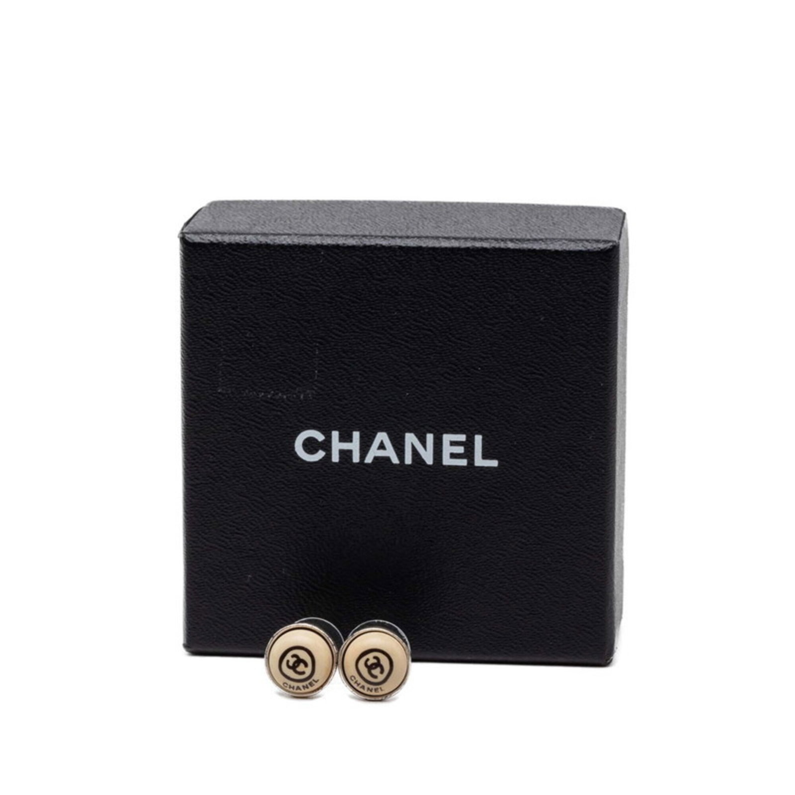 Stud earrings by Chanel - 4