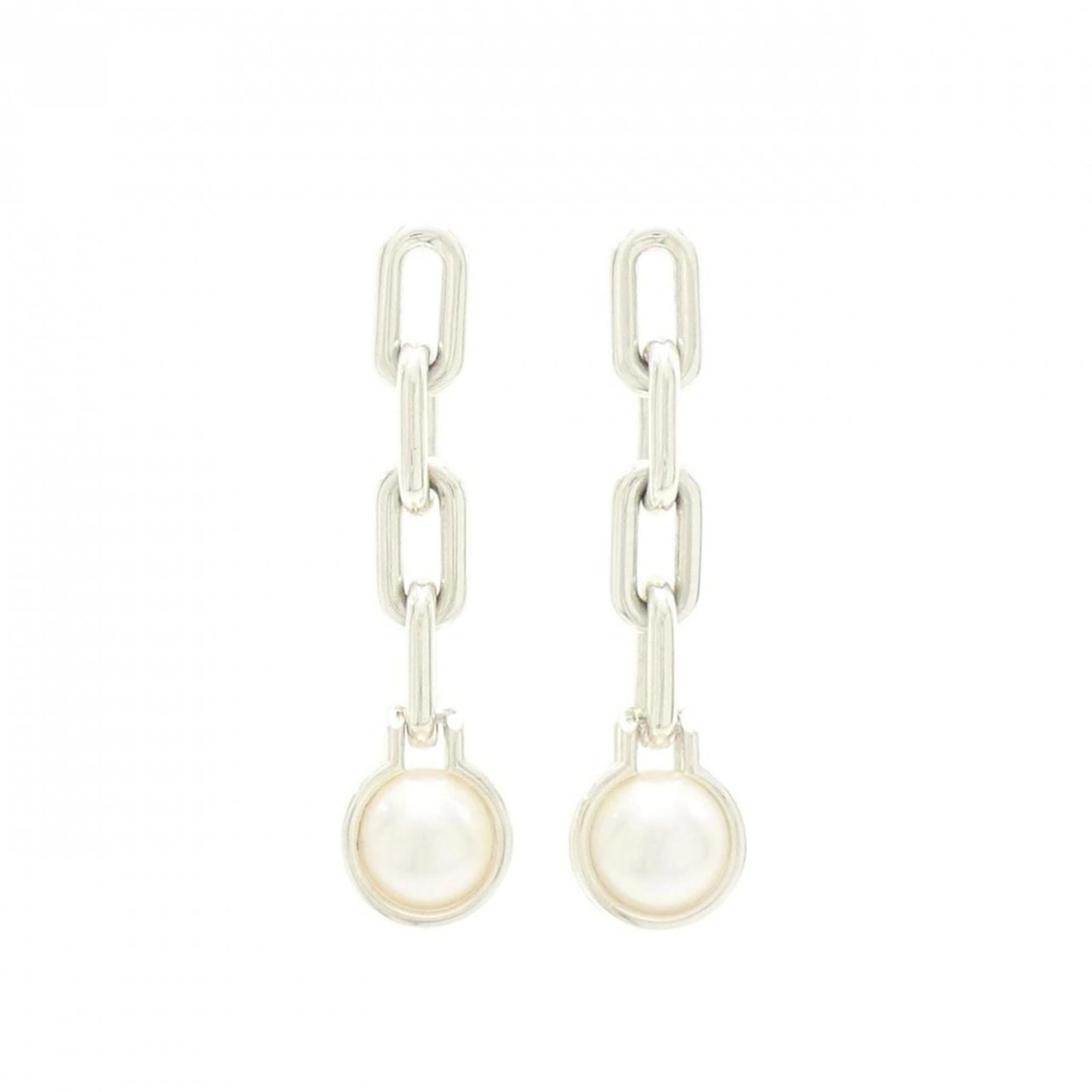 Silver Stud Earrings Tiffany: Silver Stud Earrings Tiffany Silver Stud Earrings Tiffany, crafted from high-quality silver (925), these elegant stud earrings showcase understated sophistication. With their sleek design and precise 