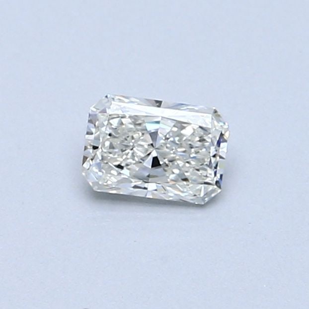 GIA Radiant 0.32ct H VVS2 - Loose Natural Diamond: GIA Radiant 0.32ct H VVS2 - Loose Natural Diamond GIA certification from the world-renowned Gemological Institute of America ensures the integrity and quality of this stunning 0.32ct H VVS2 diamond,