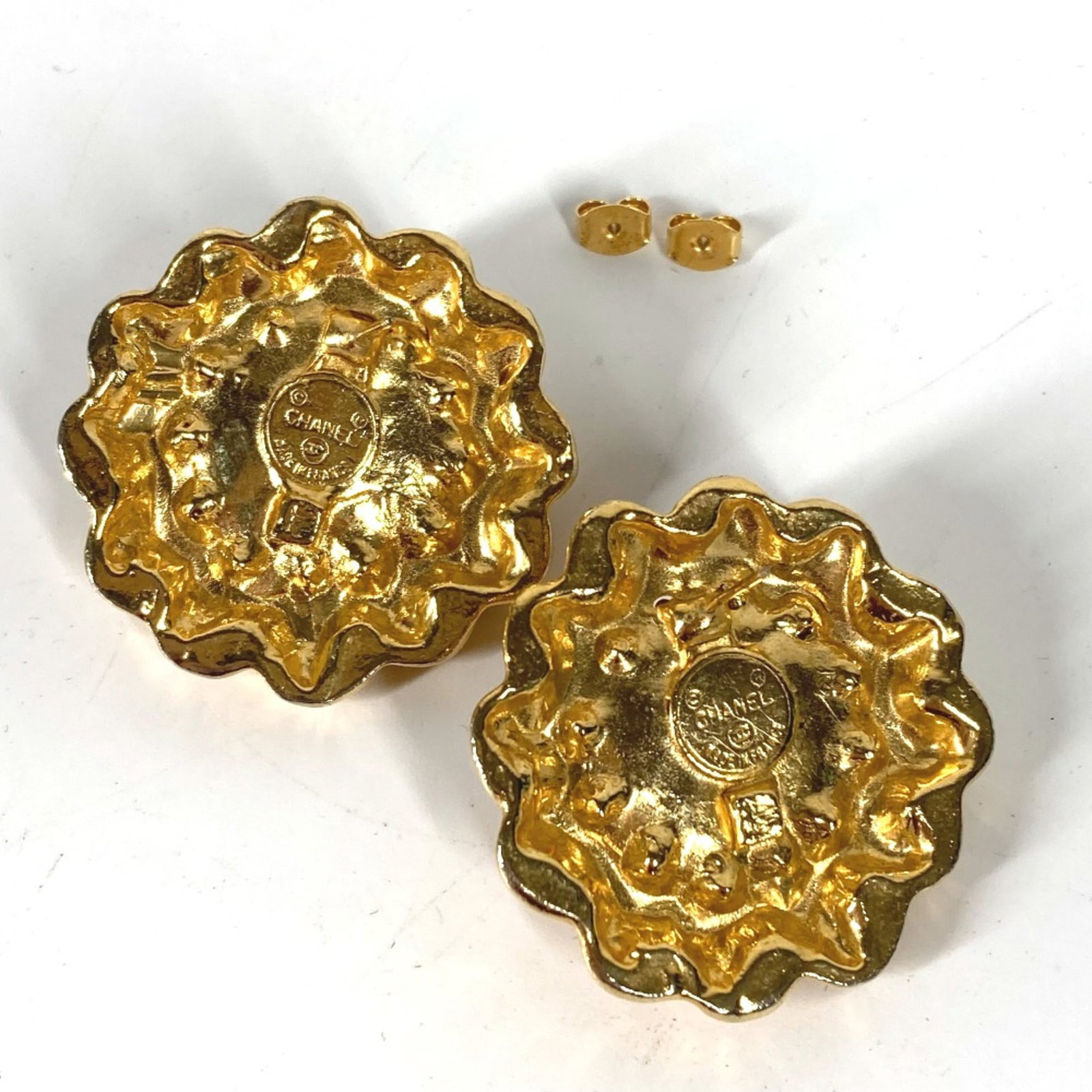 Stud earrings by Chanel - 5