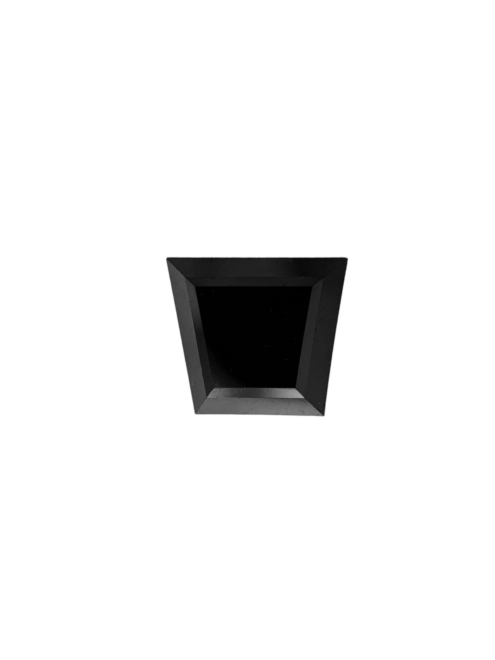 Trapezoid 2.39ct Fancy Black VVS2 - Loose Natural Diamond: Trapezoid 2.39ct Fancy Black VVS2 - Loose Natural Diamond Trapezoid cut diamond with exceptional symmetry and polish, showcasing its natural beauty. This Fancy Black VVS2 diamond boasts impressive cla