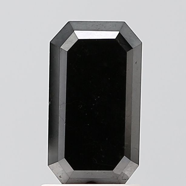 Emerald 1.72ct Black VVS2 - Loose Natural Diamond: Emerald 1.72ct Black VVS2 - Loose Natural Diamond 1.72ct Black VVS2 - A rare and striking natural diamond, showcasing its exceptional clarity and polish in an exceptionally dark color. Its precise