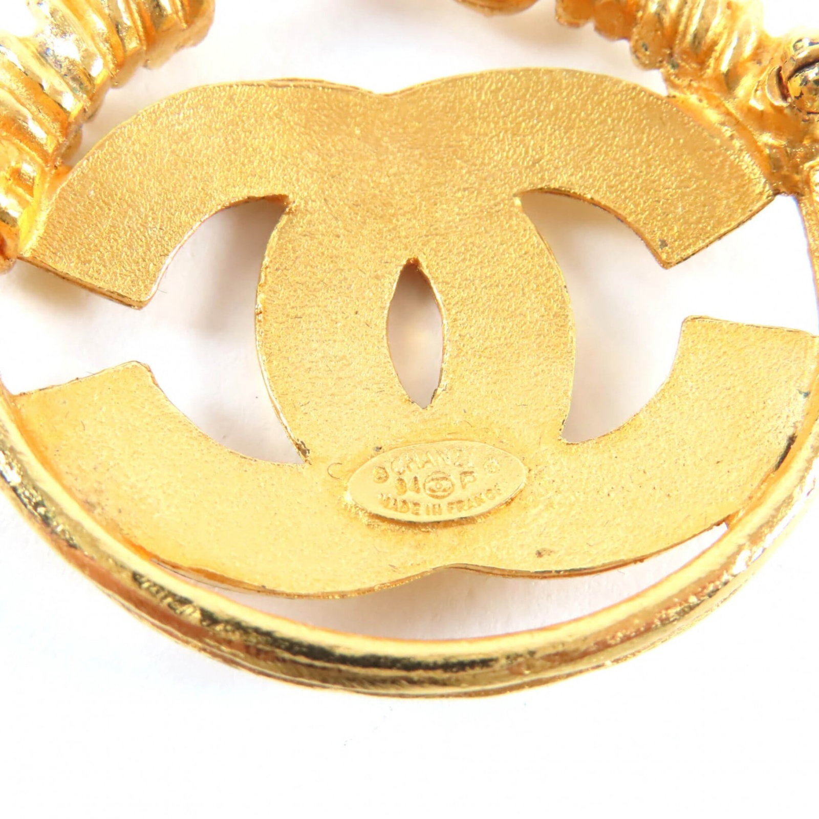 Chanel Brooch - 7