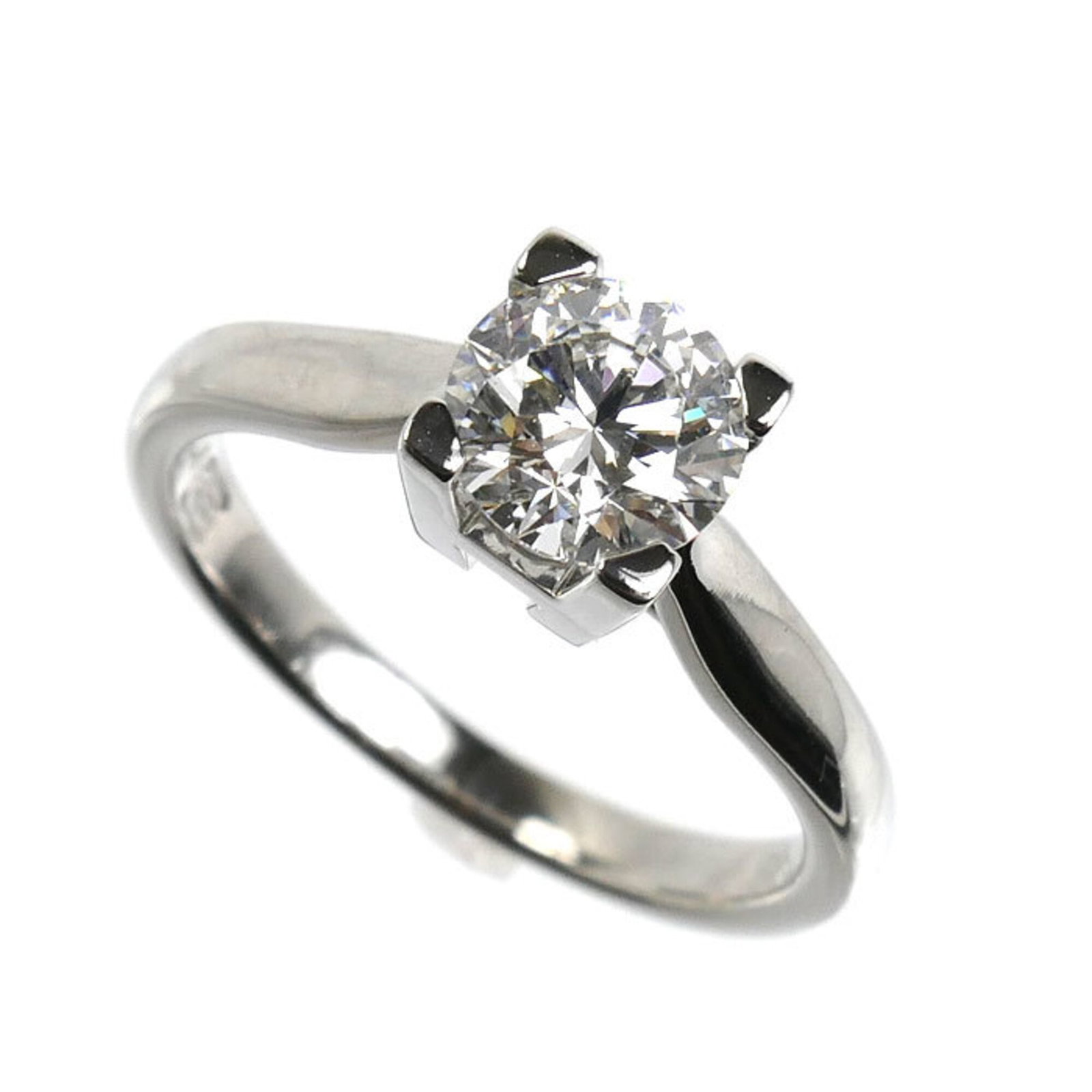 Harry Winston Band Ring Platinum 950: Harry Winston Band Ring Platinum 950 Platinum 950 band ring from Harry Winston, featuring a diamond stone and US size 4. This elegant design showcases the luxury of platinum craftsmanship, with a focu