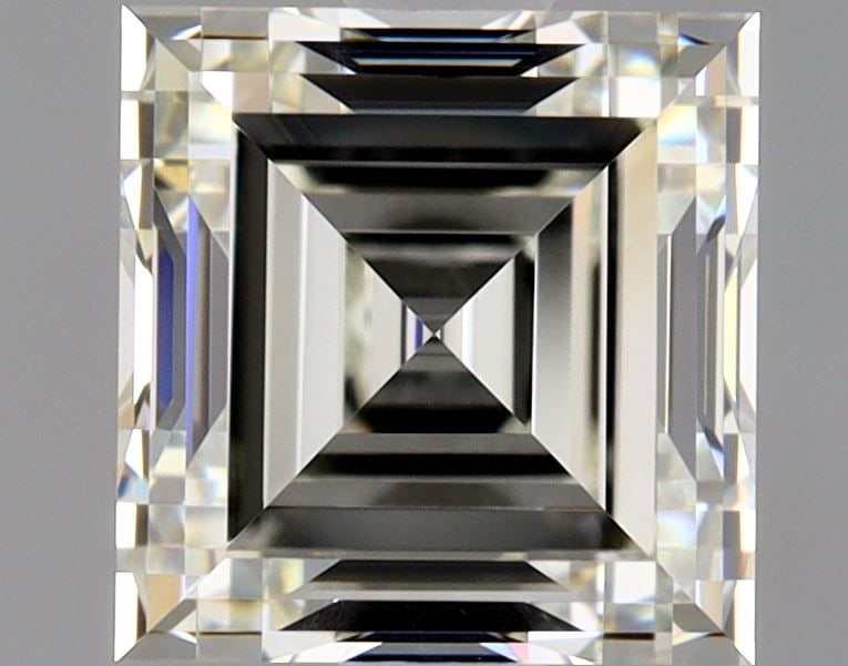 GIA Square Radiant 1.5ct K VVS1 - Loose Natural Diamond: GIA Square Radiant 1.5ct K VVS1 - Loose Natural Diamond GIA Square Radiant 1.5ct K VVS1 - Loose Natural Diamond, certified by the Gemological Institute of America (GIA) with a high level of clarity an