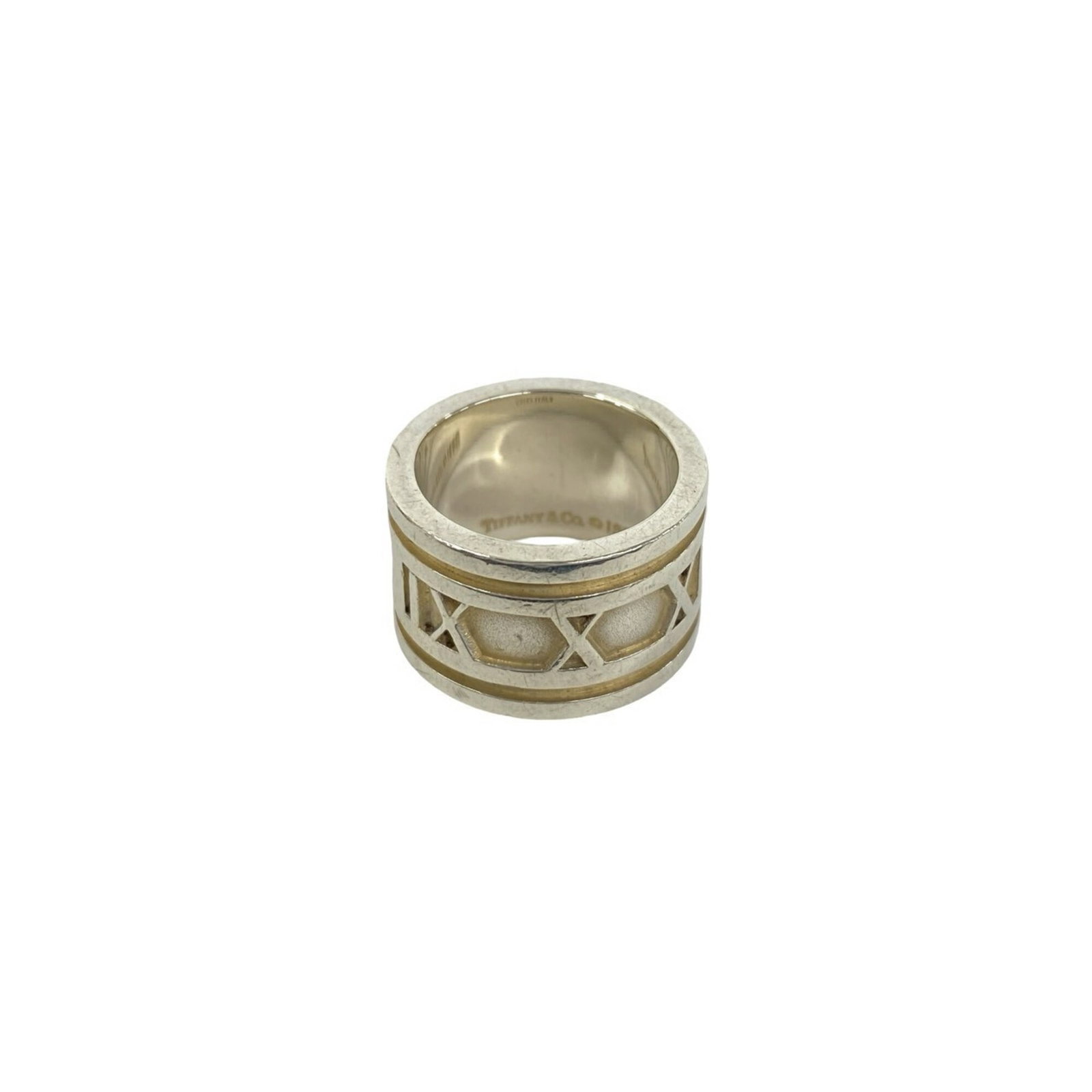 Silver Ring Band Tiffany: Silver Ring Band Tiffany Silver Ring Band Tiffany, made from high-quality silver (925 US), features a sleek and modern design. This classic band ring is available in size 4.5, providing a comfortable 