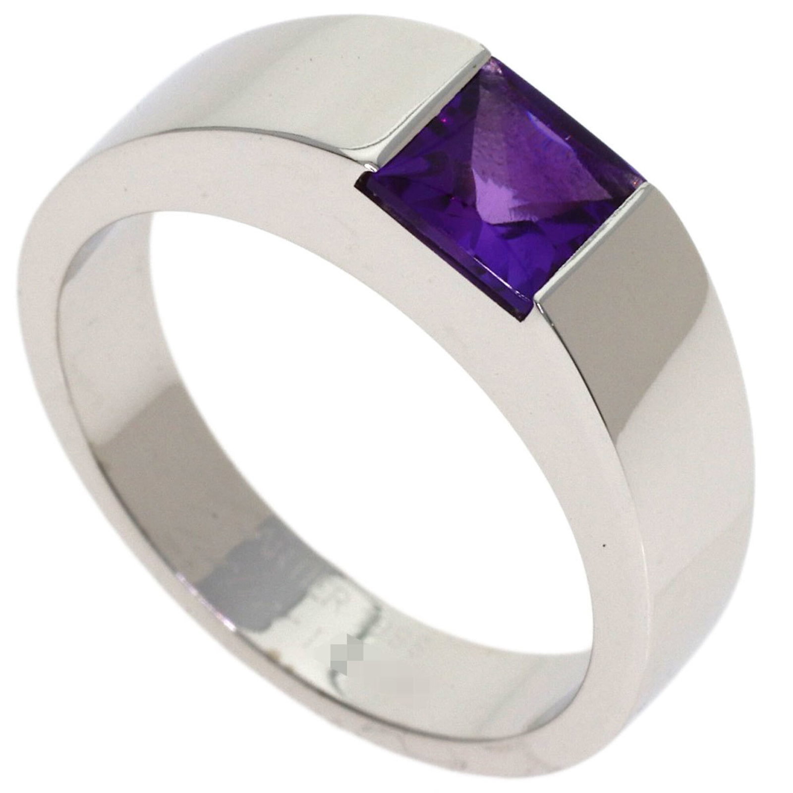 White Gold Band Ring by Cartier 18K: White Gold Band Ring by Cartier 18K White Gold Band Ring by Cartier 18K features an elegant design with amethyst stone, set in high-quality white gold (18K). This beautiful ring is available in US siz