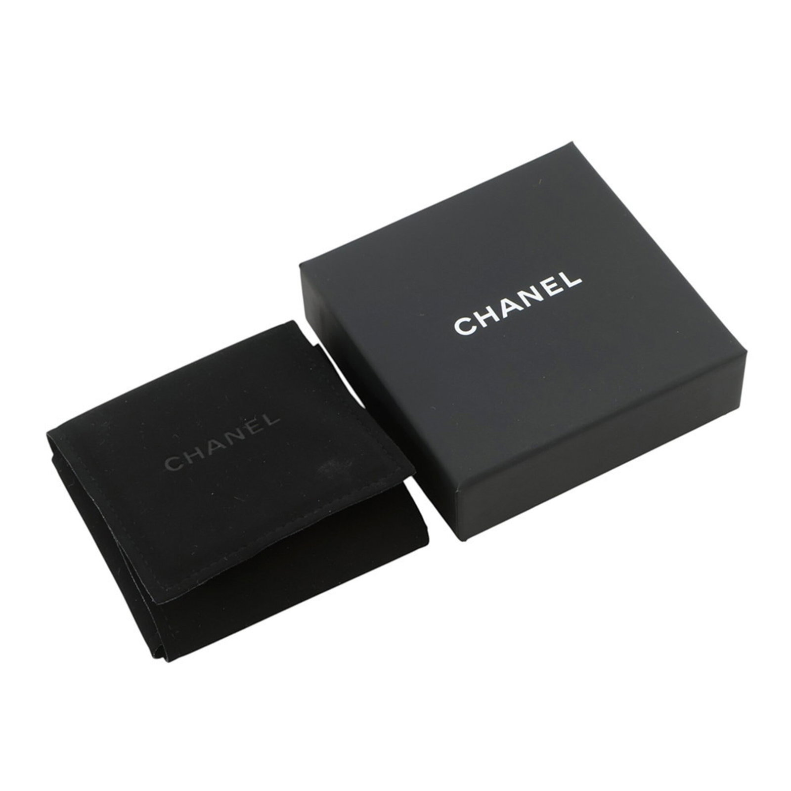 Chanel Brooch - 7