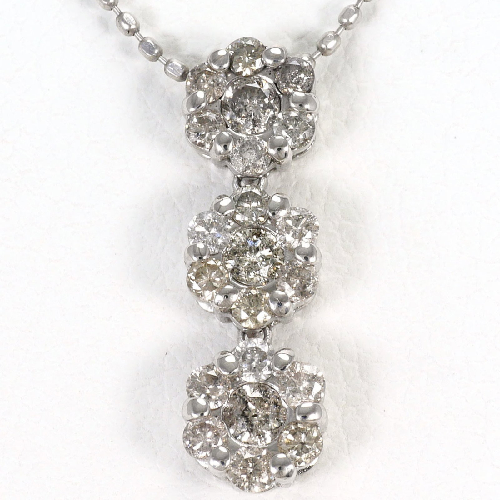 K14 14K Wg White Gold Necklace With 0.50Ct Diamond Total Weight 2.0G 40Cm Jewelry: K14 14K Wg White Gold Necklace With 0.50Ct Diamond Total Weight 2.0G 40Cm Jewelry 14K white gold necklace features a total weight of 2.0g, adorned with 0.50ct diamonds, and measures 40cm in circumfere
