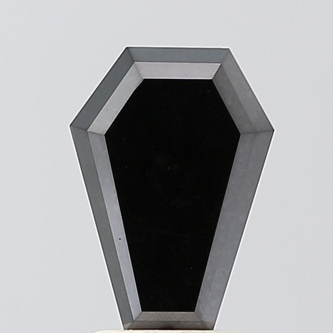 Calf 2.38ct Black VVS2 - Loose Natural Diamond: Calf 2.38ct Black VVS2 - Loose Natural Diamond 2.38ct Black VVS2 - Loose Natural Diamond, showcasing exceptional clarity and polish, with a unique black color that sets it apart from traditional diamo