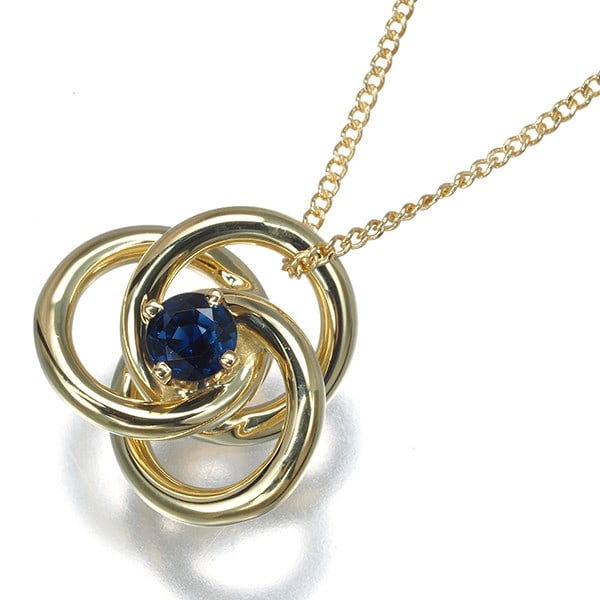 Triple Circle Sapphire Necklace 18K 750 Yellow Gold Tiffany: Triple Circle Sapphire Necklace 18K 750 Yellow Gold Tiffany 18k yellow gold Tiffany & Co. necklace features a stunning triple circle sapphire pendant, showcasing a natural sapphire stone set in a beau