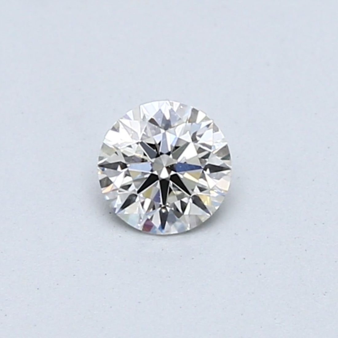 GIA Round 0.3ct I VVS2 - Loose Natural Diamond: GIA Round 0.3ct I VVS2 - Loose Natural Diamond GIA Round 0.3ct I VVS2 - Loose Natural Diamond, certified by the Gemological Institute of America (GIA), boasts exceptional clarity with a VVS2 grade and