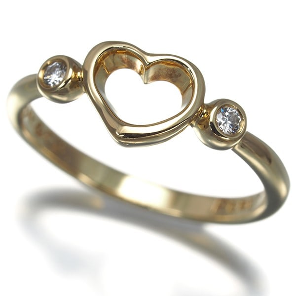 Tiffany&Co. Ring Diamond Open Heart Us6.5 18K Yg: Tiffany&Co. Ring Diamond Open Heart Us6.5 18K Yg Tiffany & Co.'s iconic Open Heart design, crafted in 18k yellow gold, showcases a stunning natural diamond set within. The ring's elegant simplicity an