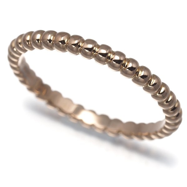 Small rose gold ring perlee eu54 18k van cleef arpels: Small rose gold ring perlee eu54 18k van cleef arpels Small rose gold ring perlee eu54 18k van cleef arpels. This 18k rose gold Perlee ring features a sleek design with no main stone, making it a simp
