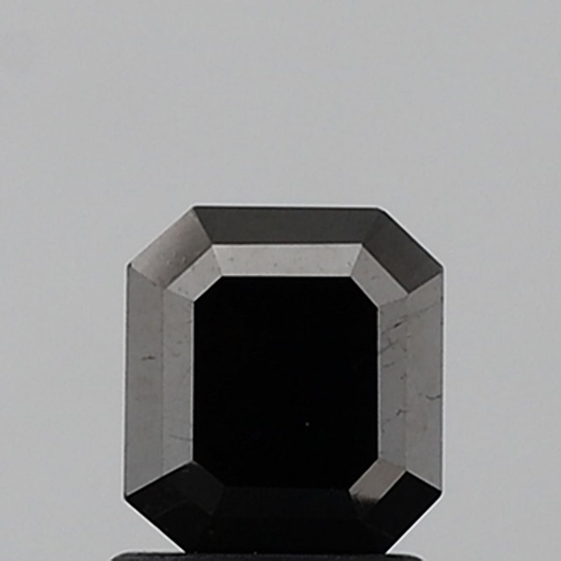 Emerald 1.27ct Black VVS2 - Loose Natural Diamond: Emerald 1.27ct Black VVS2 - Loose Natural Diamond 1.27ct Black VVS2 - Loose Natural Diamond features exceptional clarity and polish, with EX symmetry and a high level of cut quality. This rare gemston